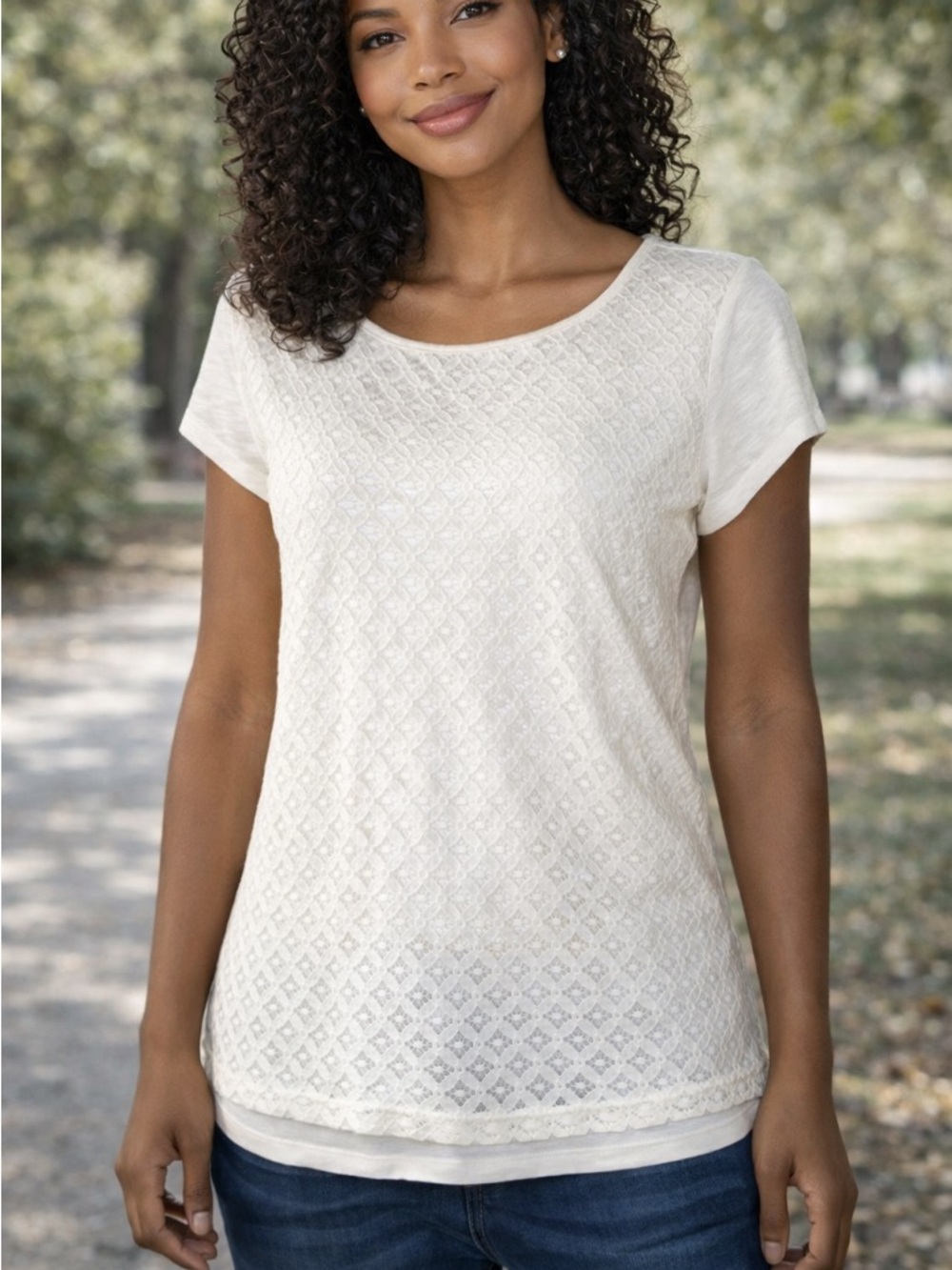 Liz Claiborne women’s lace front top‎